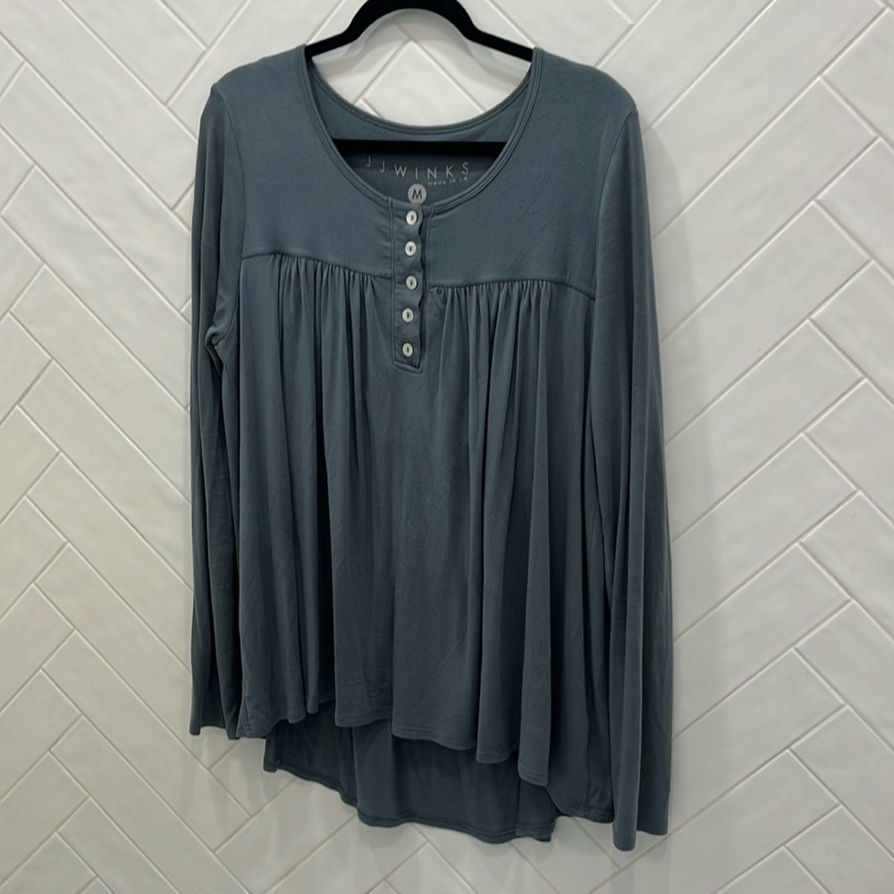 JJwinks, long sleeve button top, size M, blue/green